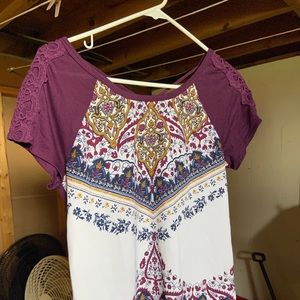 Maurice’s Floral Top with Crisscross Back. Medium.